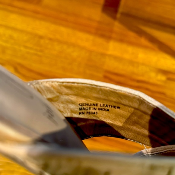 EUC joie leather sandals size 8 - Picture 2 of 4